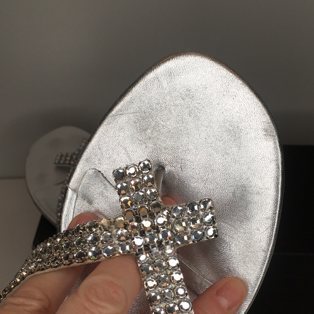 Pelle Moda - Silver Leather and Rhinestones 7.5 - Picture 6 of 6